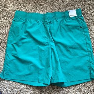 Men’s swim shorts